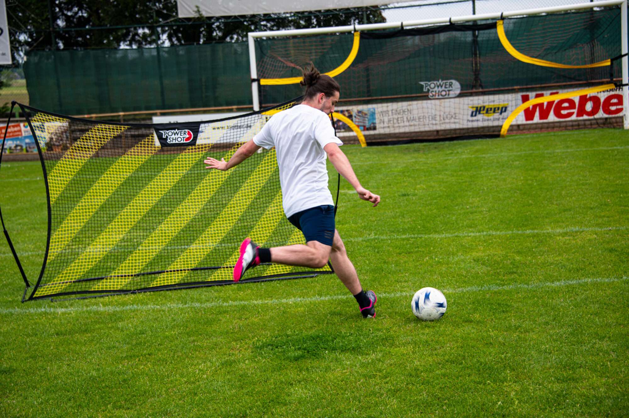 Image du produit : Rete di rimbalzo 240 x 150 cm - Ideale per il gioco del calcio